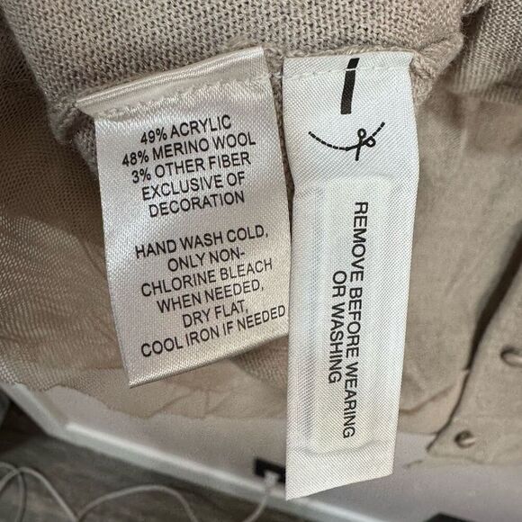 Ann Taylor Loft Taupe Beige Long Sleeve Cardigan Sweater SZ Small JEWLED V NECK - Picture 6 of 6